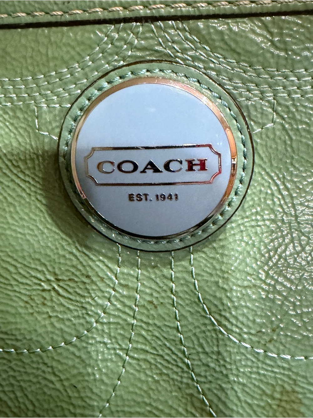 Coach Light Green patent Leather Tote with Logo Medallion F15142 - Picture 5 of 11